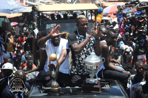 L'Etoile Sportive du Sahel a ravi à Al Ahly la deuxième place du classement africain des clubs.